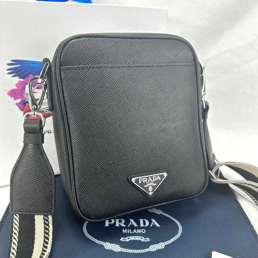 【Excellent Condition】PRADA Triangle Logo Leather … - image 3