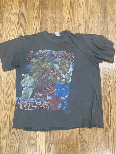 Vintage Chicago Bulls 1997 Champions deals NWT Logo 7 Shirt Vtg black large