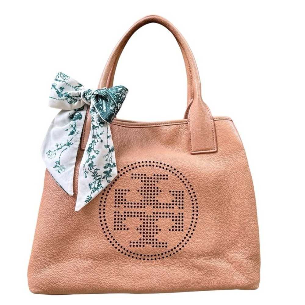 EUC Tory Burch Perforated Logo Classic Beige Leat… - image 2