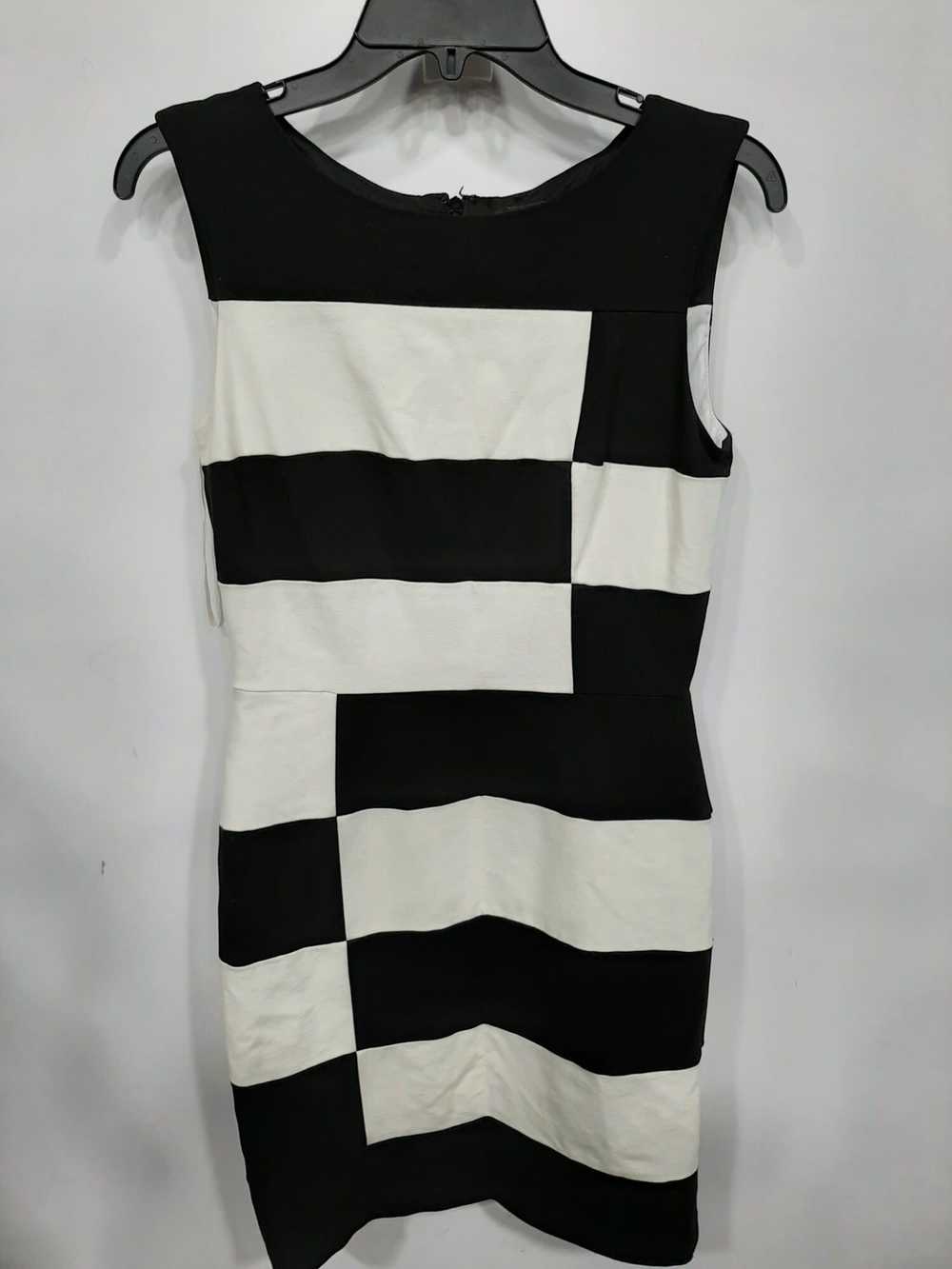 White House Black Market Women's Black & White WH… - image 2