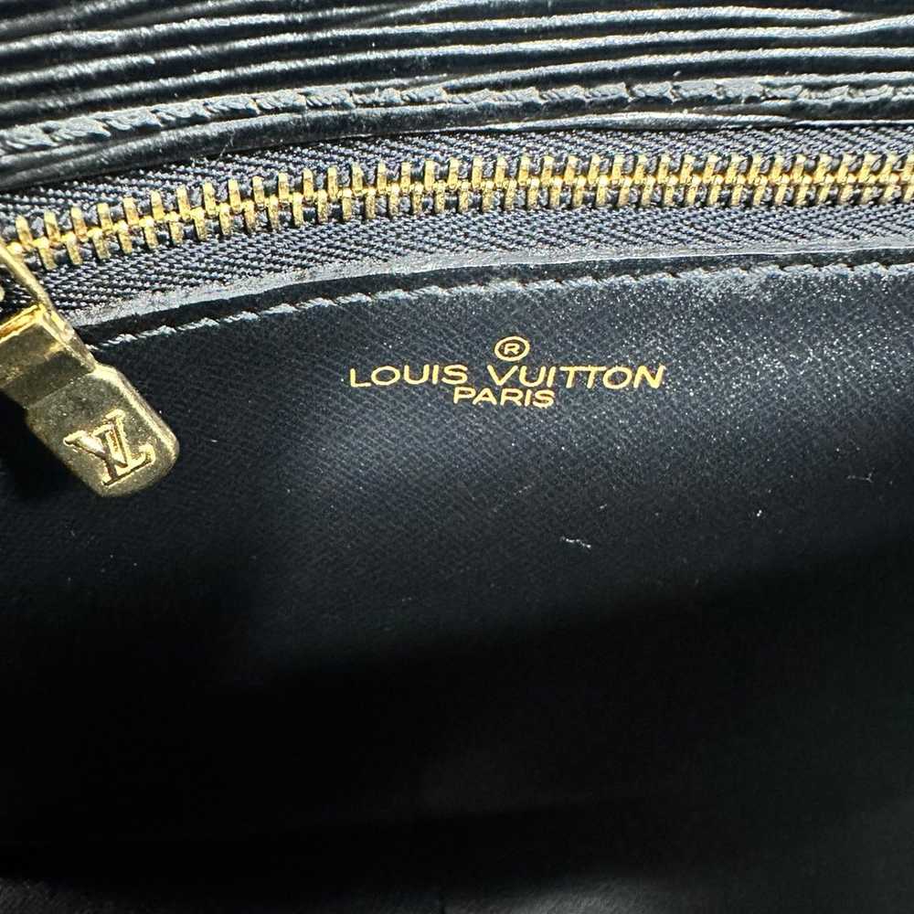 Louis Vuitton Saint Cloud - image 10