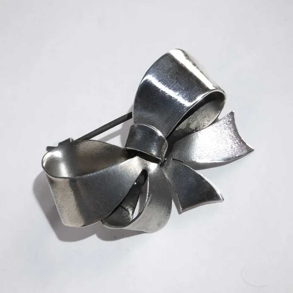 Sculptural Sterling Bow Hairclip by Lang - image 2