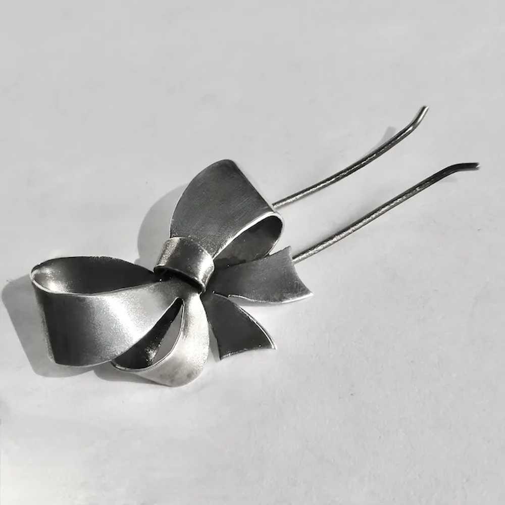 Sculptural Sterling Bow Hairclip by Lang - image 8