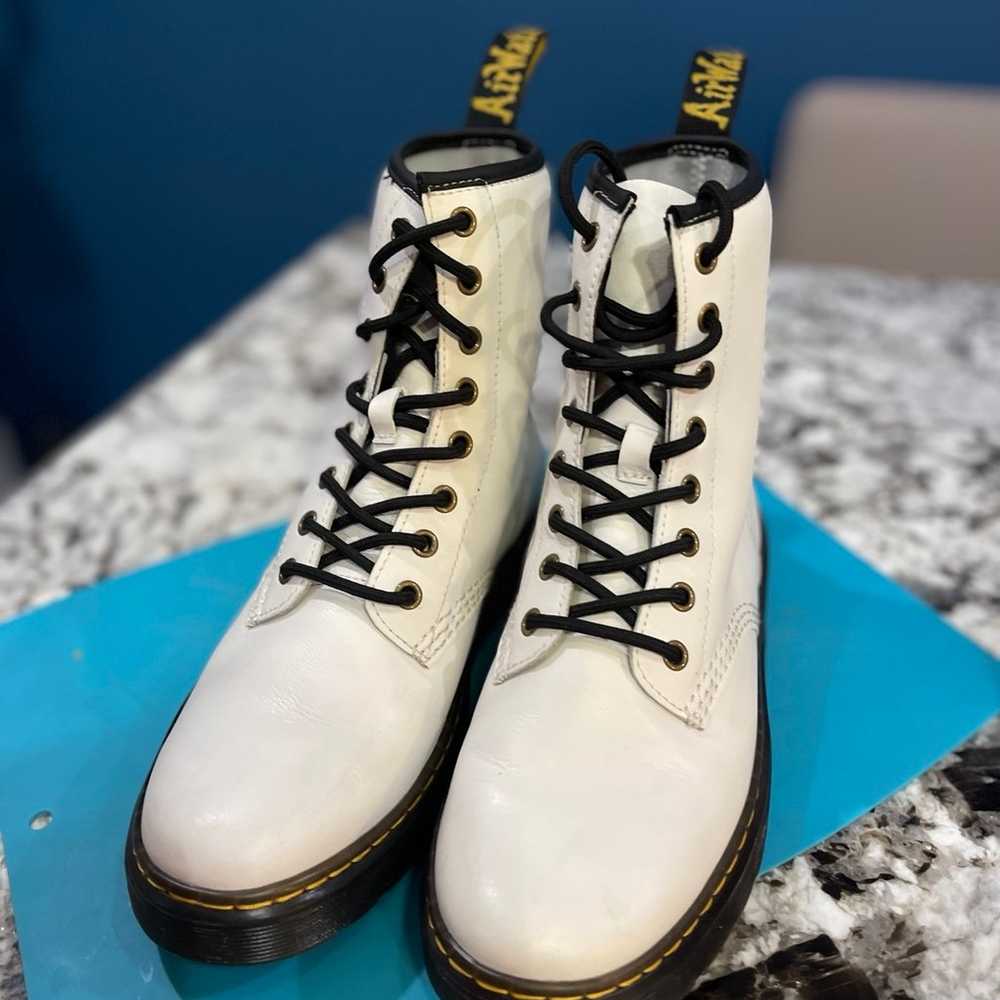 Dr Martens Zavala Leather Boots size 9 - image 3