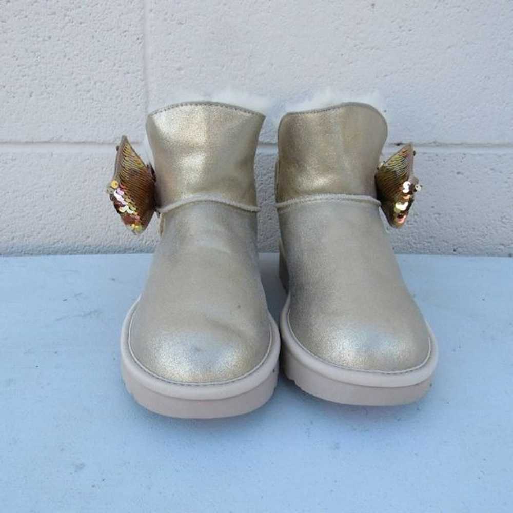 UGG WOMEN'S MINI SEQUIN BOW BOOTS GOLD - image 4