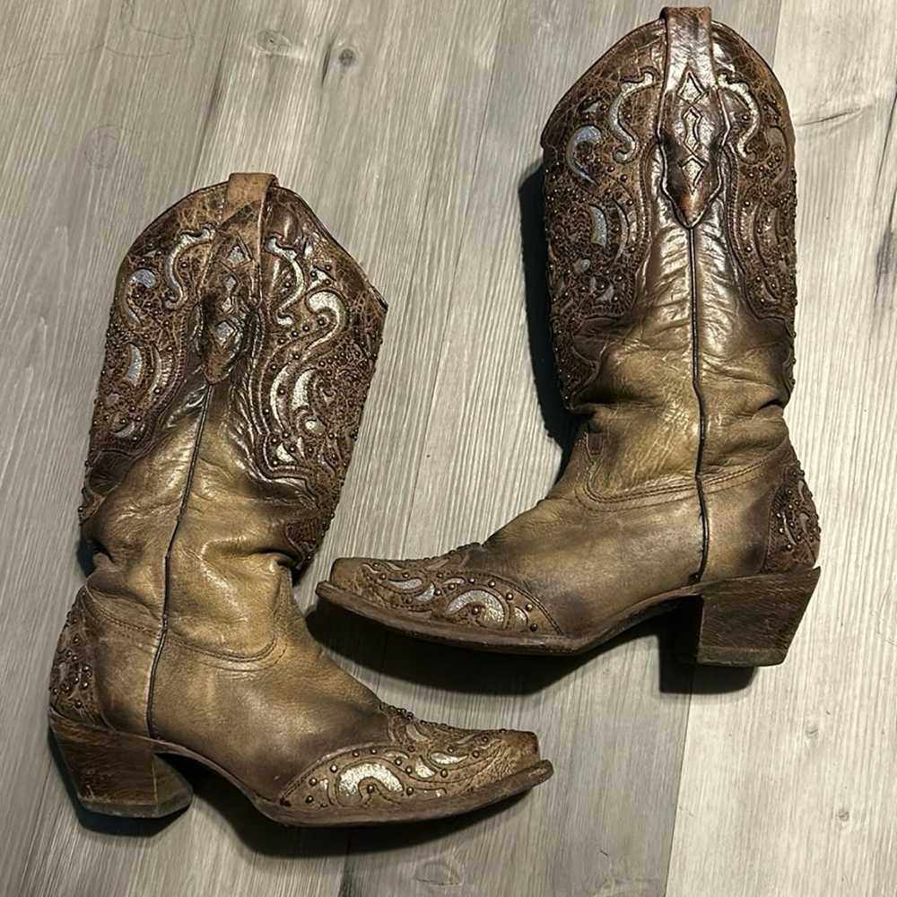 Women’s corral boots size 8 - image 1