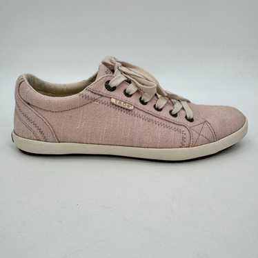 TAOS Light Pink Star Sneakers Size 9.5