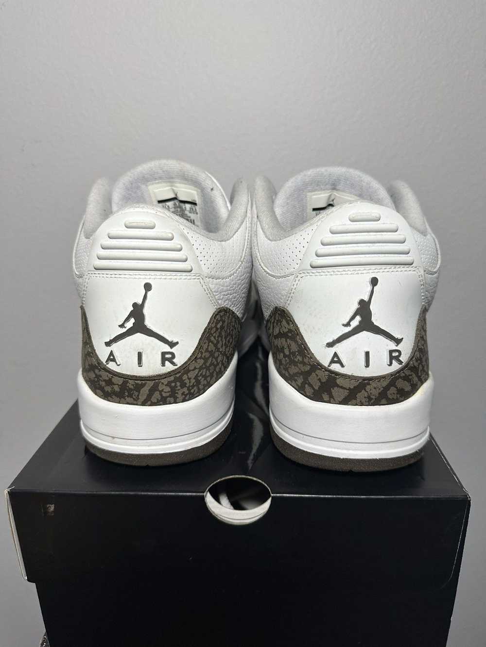 Jordan Brand × Nike Jordan 3 Retro Mocha - image 4