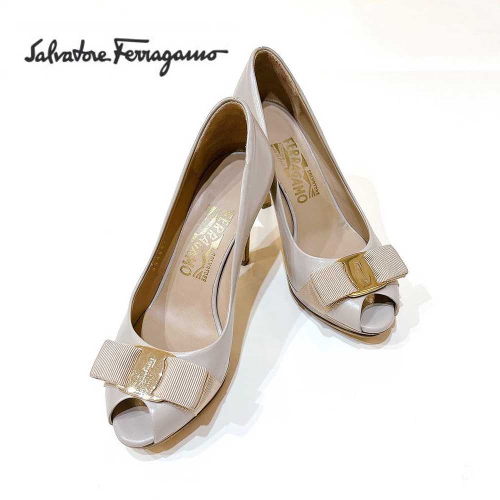 【Rare Design】Salvatore Ferragamo Open Toe Pumps V… - image 1