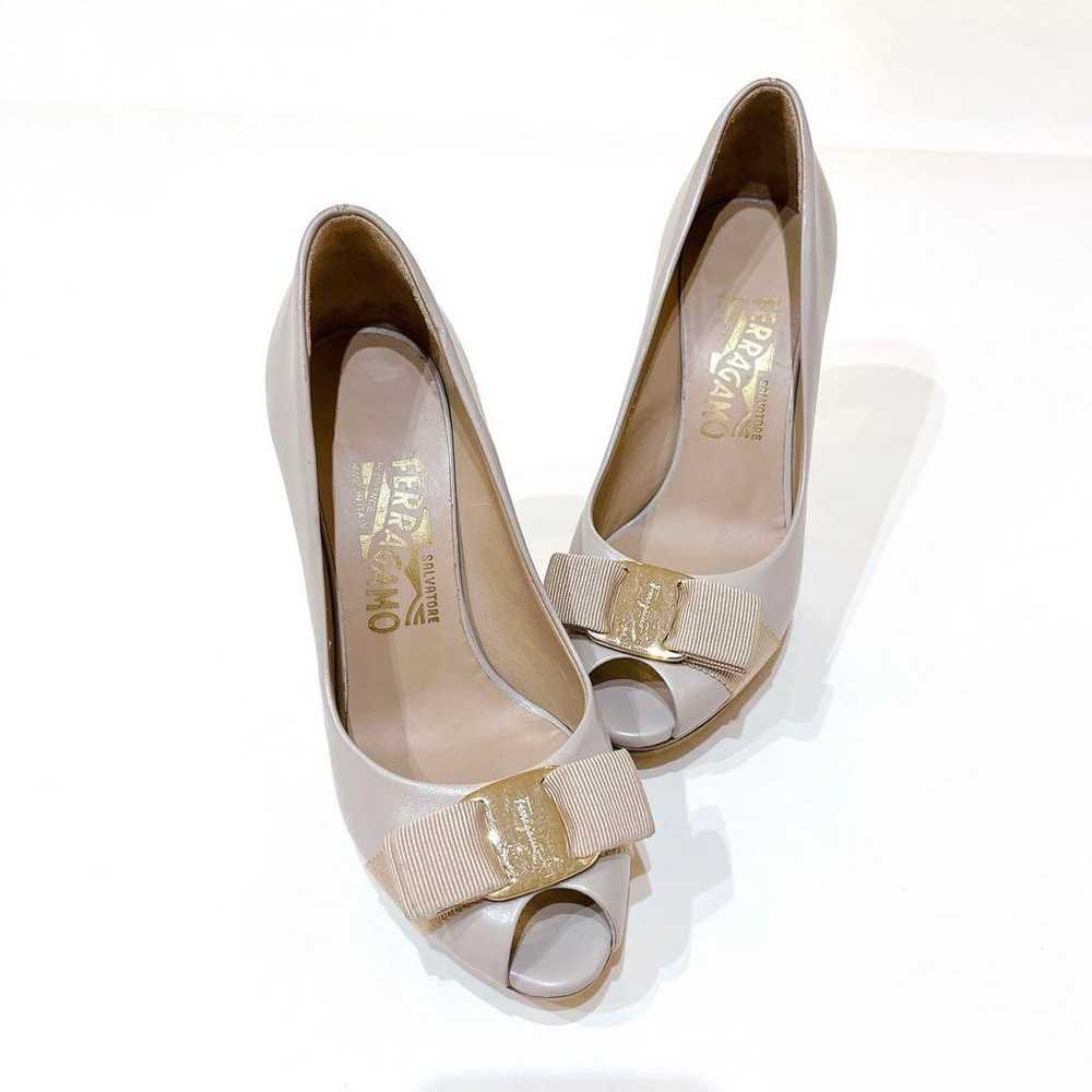 【Rare Design】Salvatore Ferragamo Open Toe Pumps V… - image 3