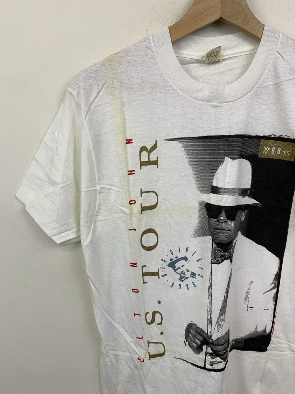 Tee × Tee Shirt Vintage Elton John 1988 US Tour R… - image 4