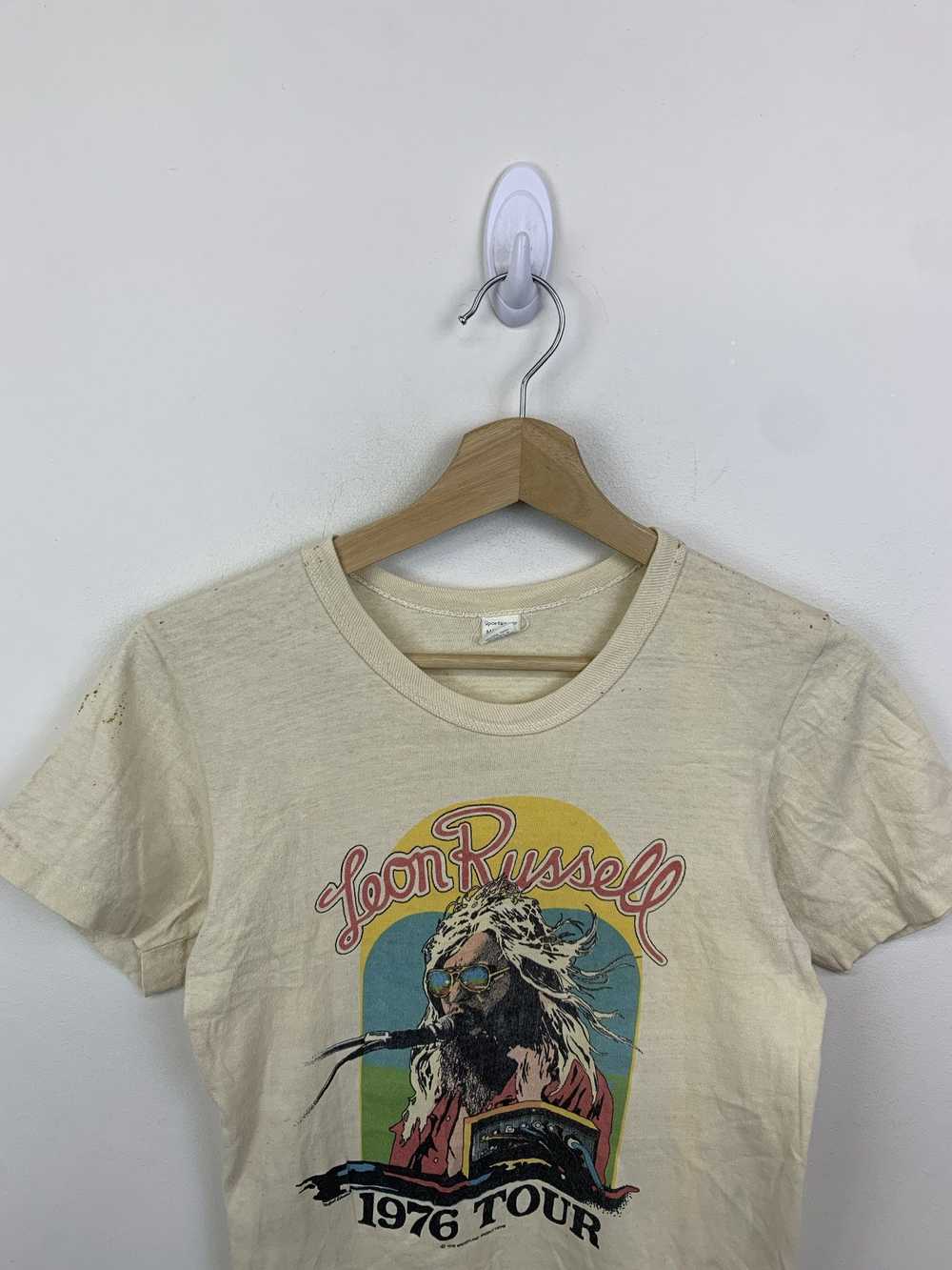 Tee × Tee Shirt Vintage 1976 Leon Russell Tour Te… - image 2