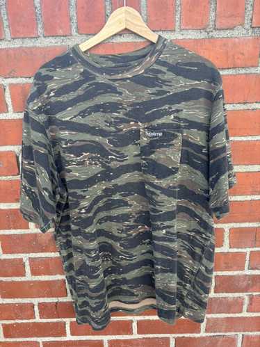 Supreme Supreme camo blank tee