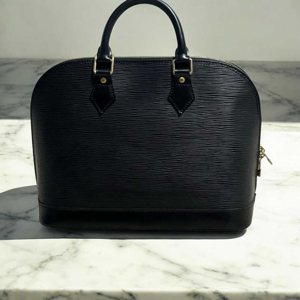 Louis Vuitton Alma leather bag - image 5