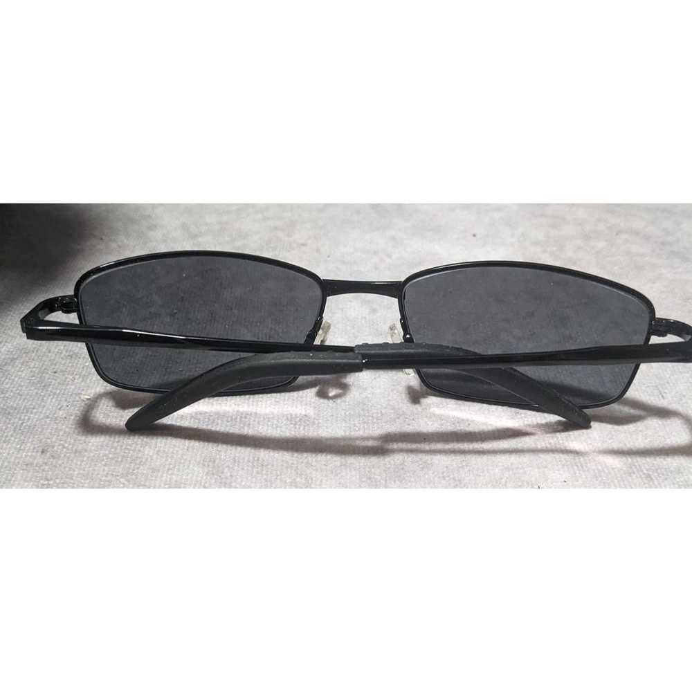 Other Runway Sunwear Classic Black Sunglasses (Fr… - image 4