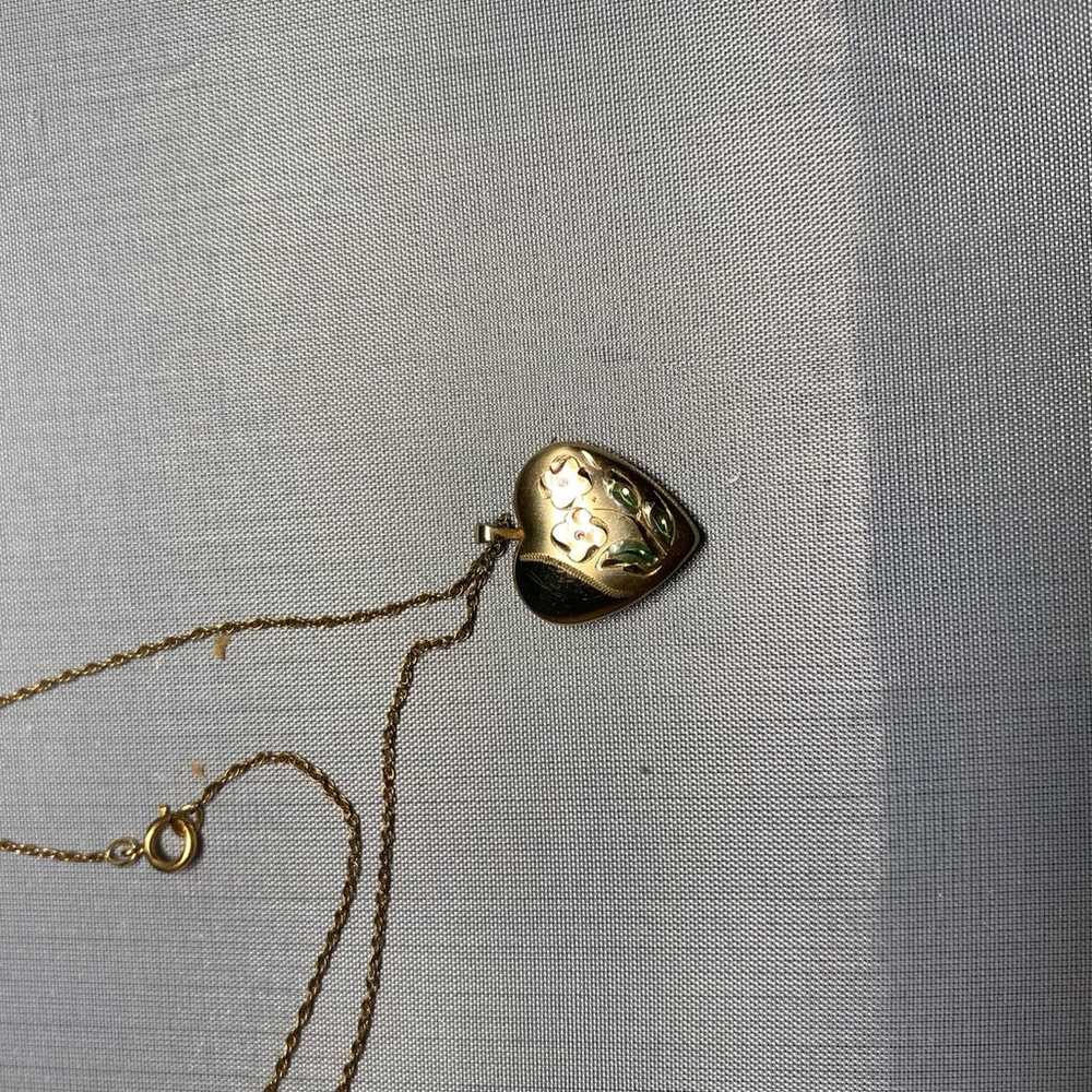 14kt GF Heart locket necklace - image 4