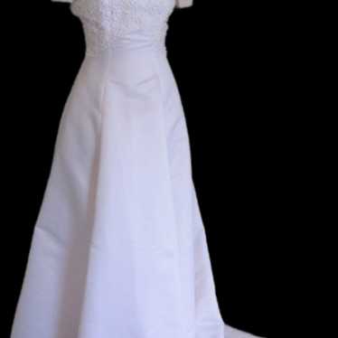 Vintage A-Line Satin Wedding Dress with Halter La… - image 1