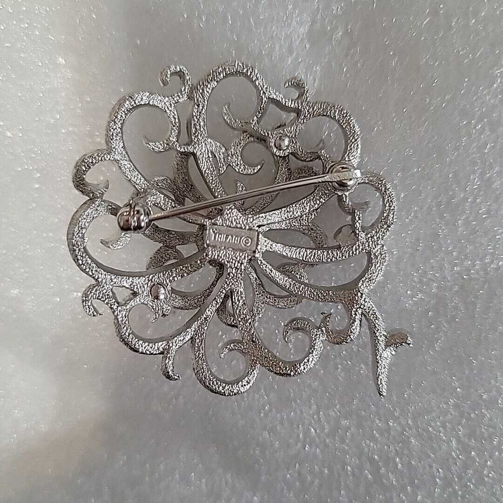 Trifari Silvertone Flower Brooch With Faux Pearl - image 5