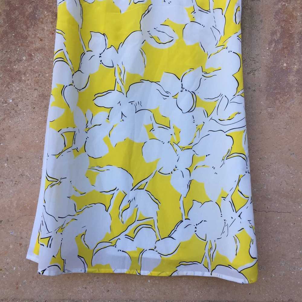 DVF Yellow Cream Sleeveless Silk Floral Print Dre… - image 3