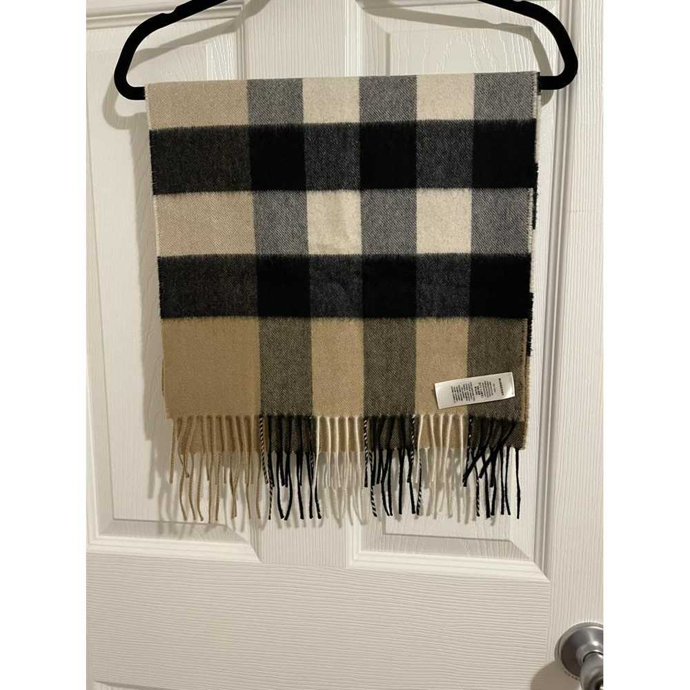 Burberry Cashmere scarf - image 4