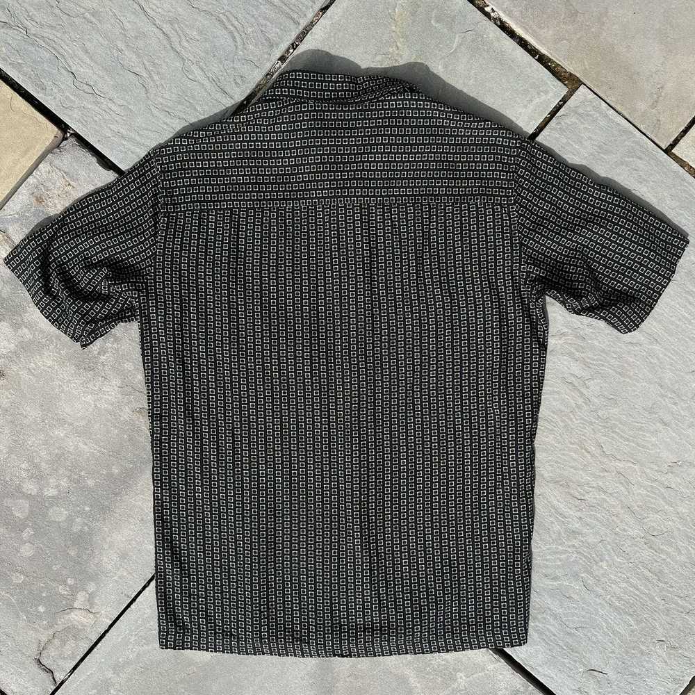 Claiborne Y2K Black Square Pattern Short Sleeve C… - image 2