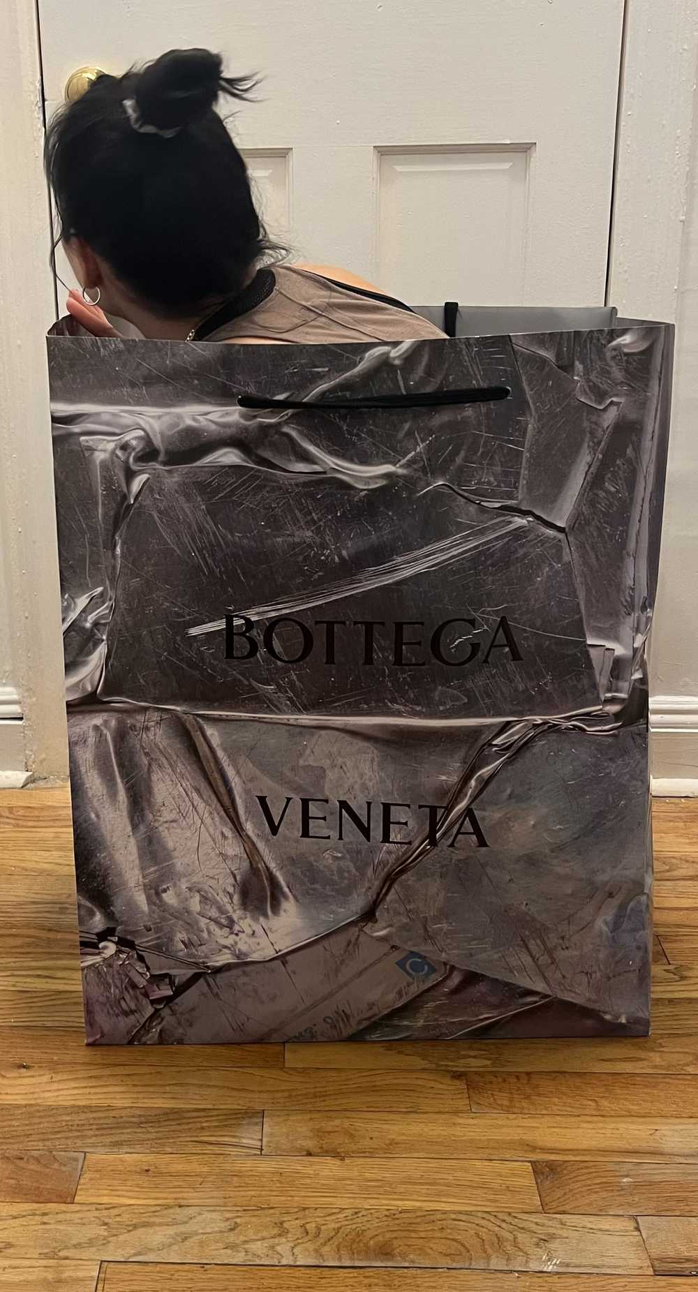 Bottega Veneta MASSIVE “Body Bag” Shopping Bag - image 1