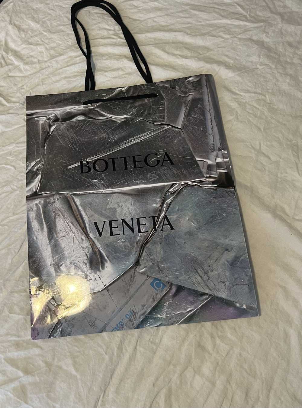 Bottega Veneta MASSIVE “Body Bag” Shopping Bag - image 2