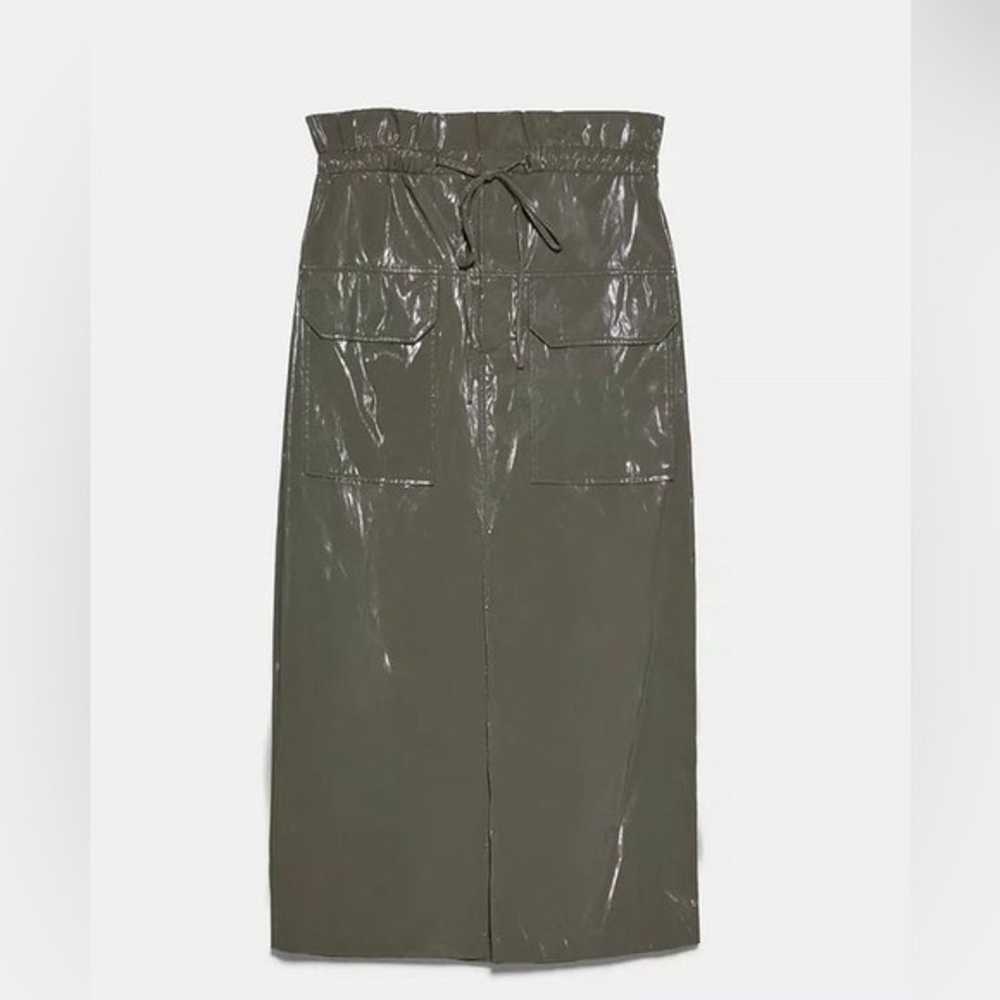 Zara Faux Green Vinyl Midi Skirt NWOT - image 10