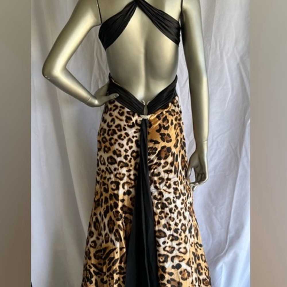 Cache leopard gown - image 3