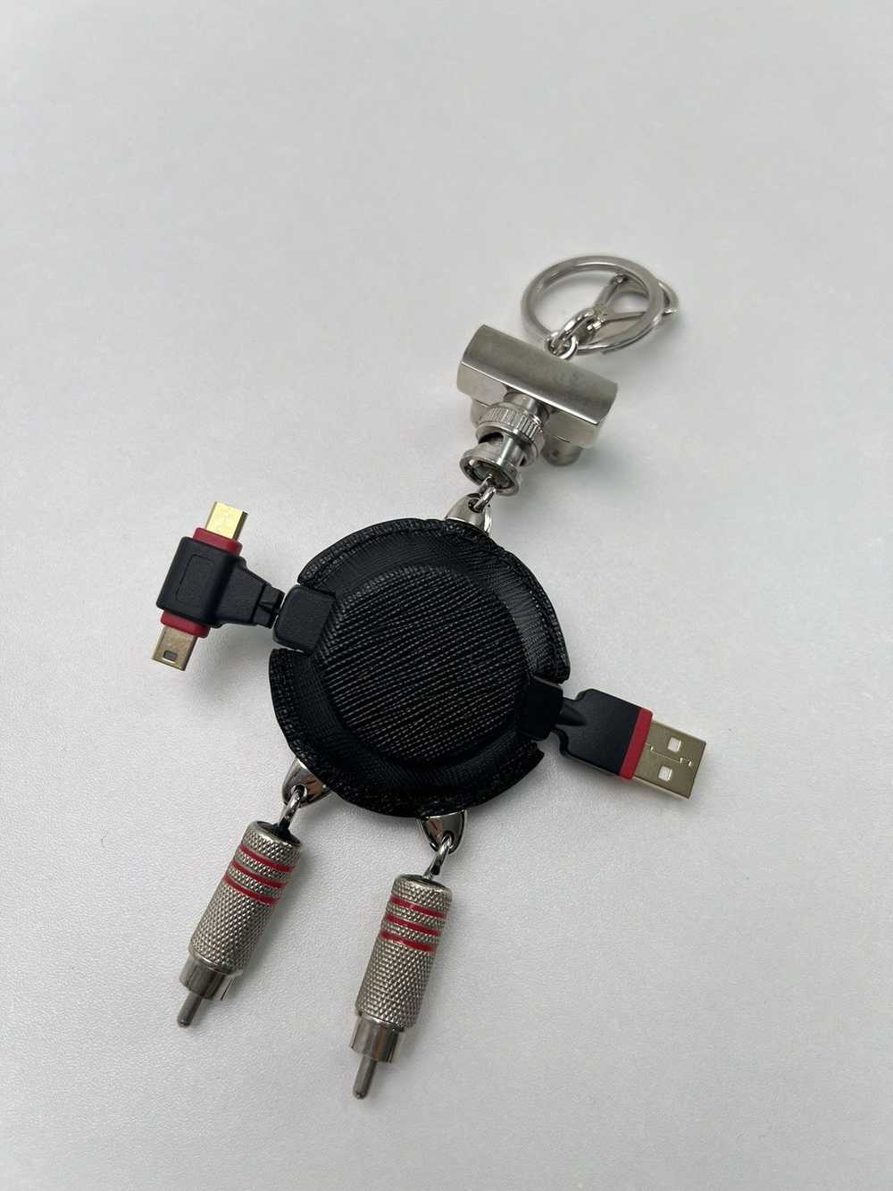 Prada Robot keyring - image 12