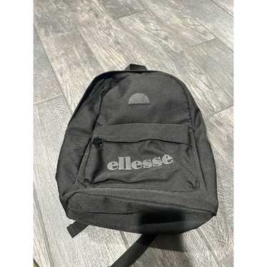 ellesse sporty monotone-ハンサムスポーティを叶える〈エレッセ