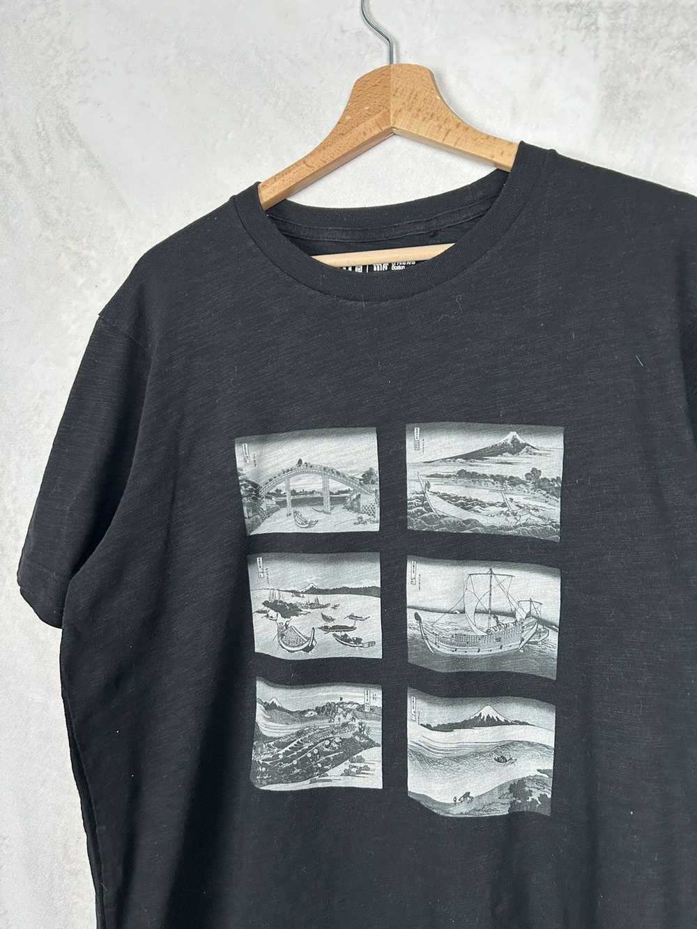 Streetwear × Uniqlo Uniqlo Graphic Tee Japanese A… - image 3