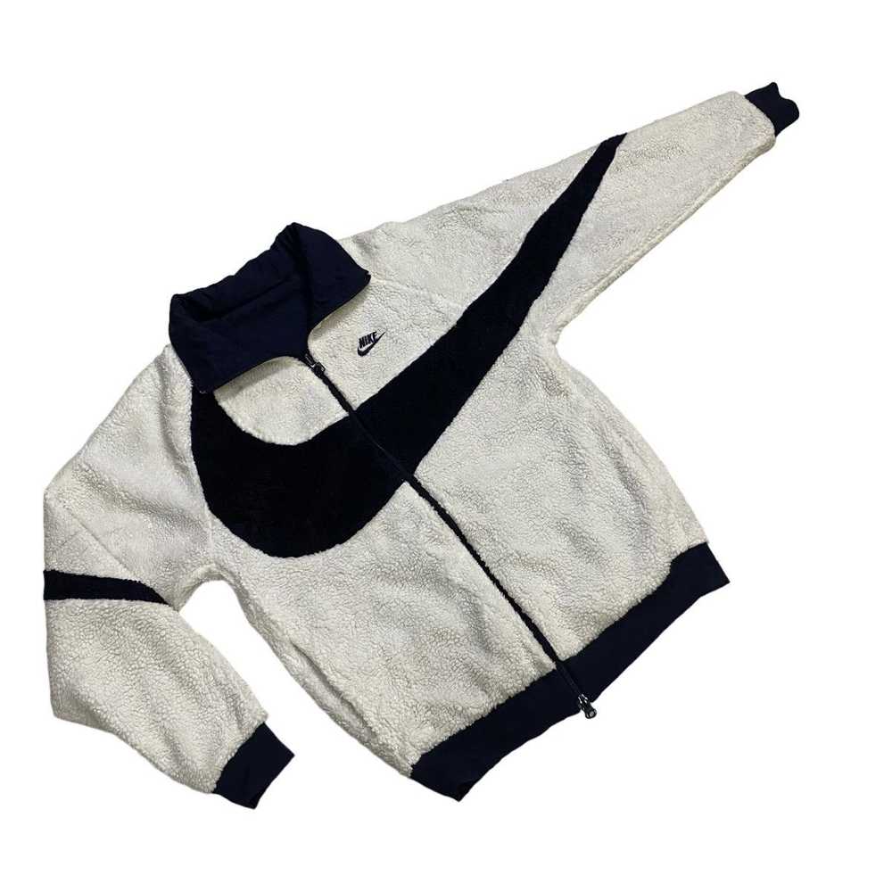 Nike Big Swoosh Reversible Boa Fleece Jacket - image 4