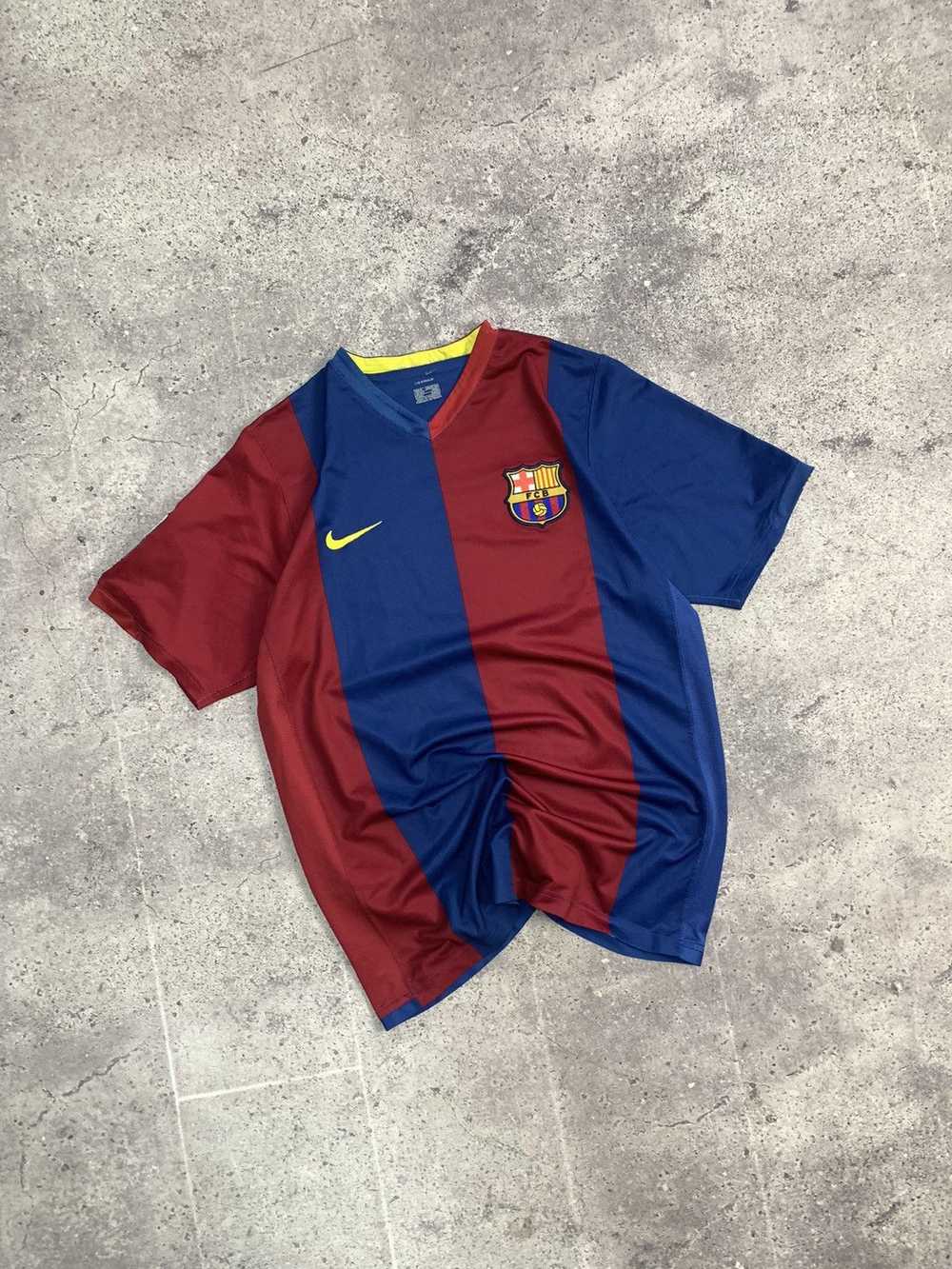 F.C. Barcelona × Nike × Soccer Jersey Vintage Nik… - image 4