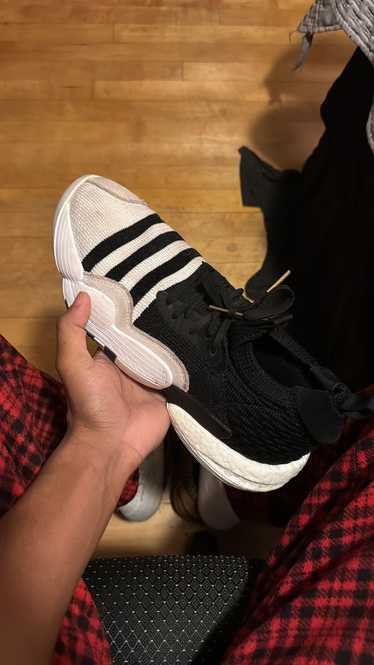 Adidas Trae Young 2