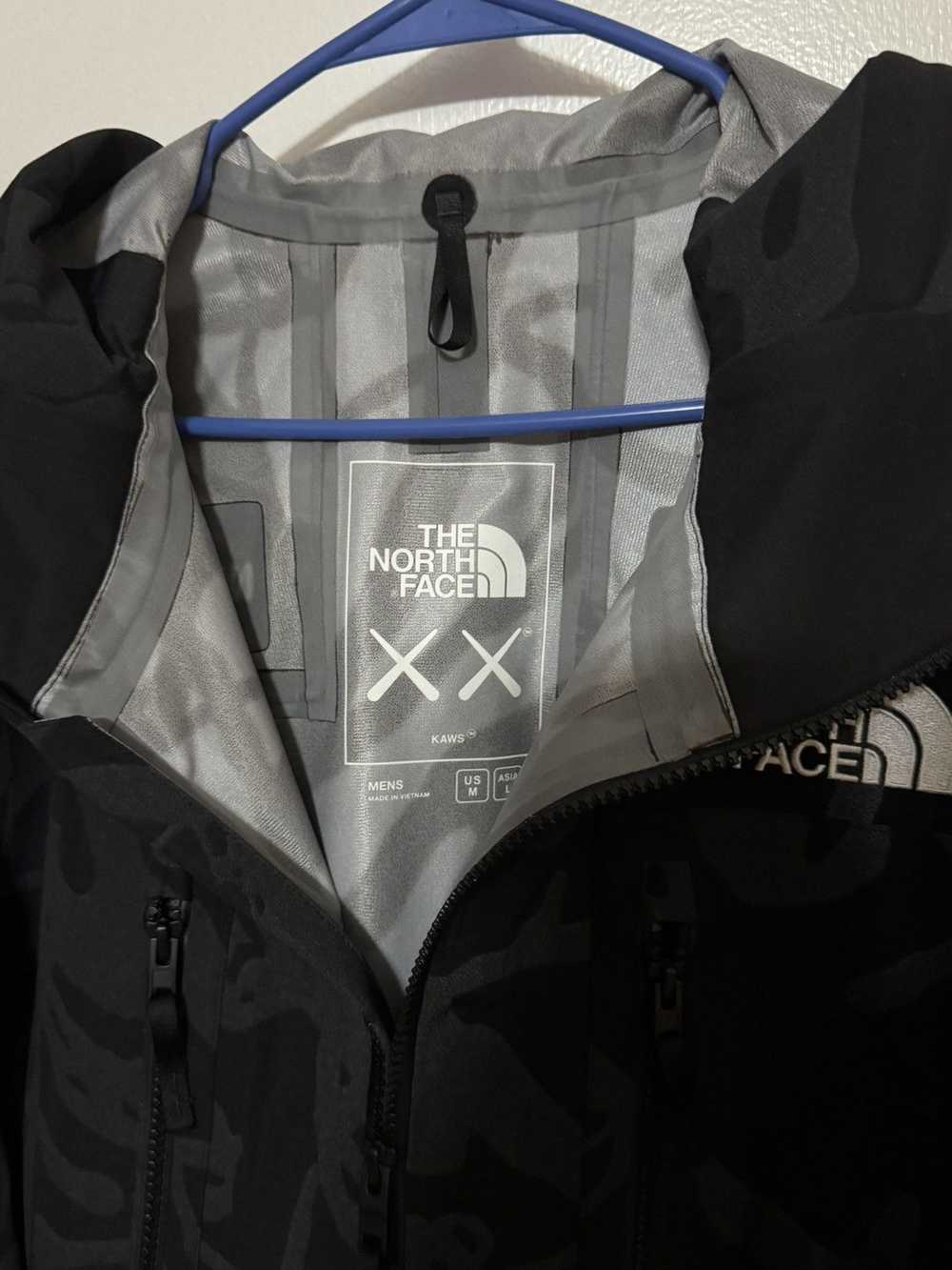 Kaws × The North Face The North Face x Kaws Freer… - image 3