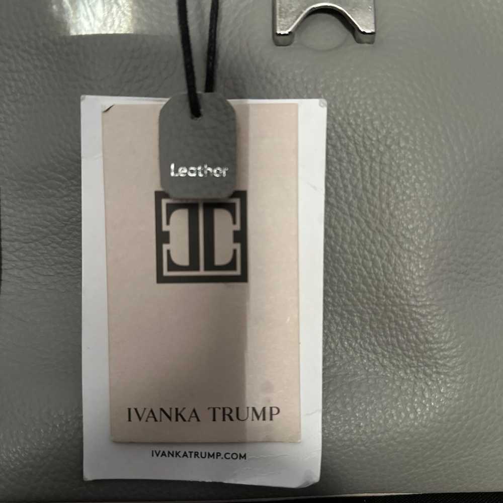 Ivanka Trump purse - image 3