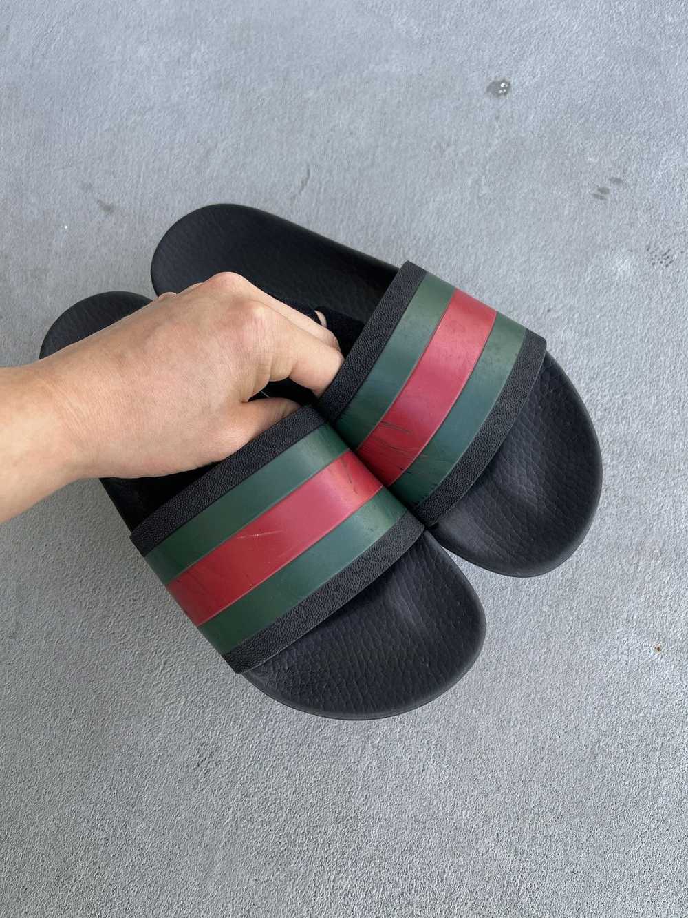 Gucci STEAL! Gucci OG Rubber Slides - image 2