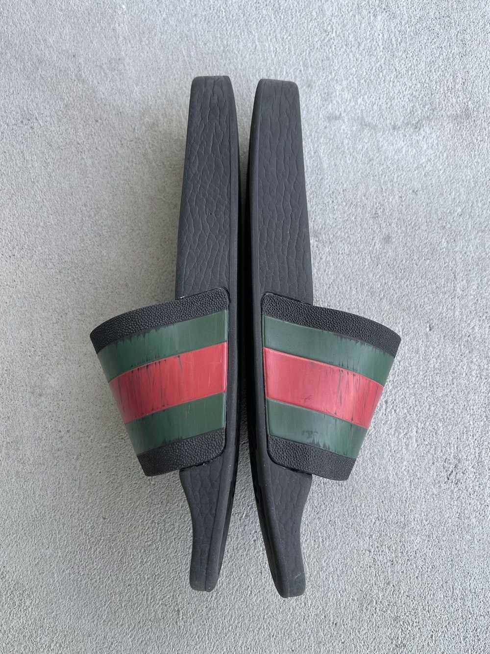 Gucci STEAL! Gucci OG Rubber Slides - image 5