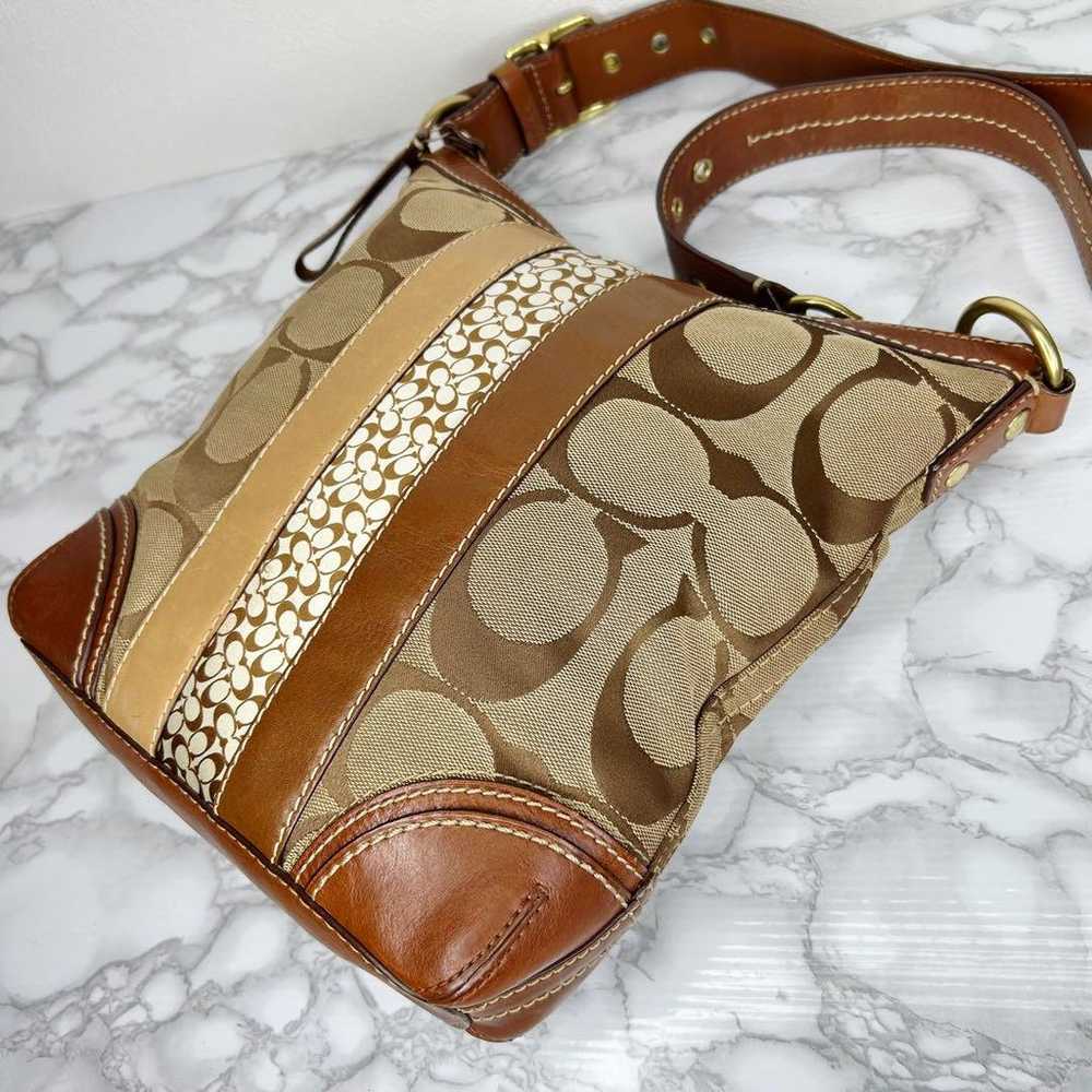 23 COACH Signature Shoulder Bag - image 4