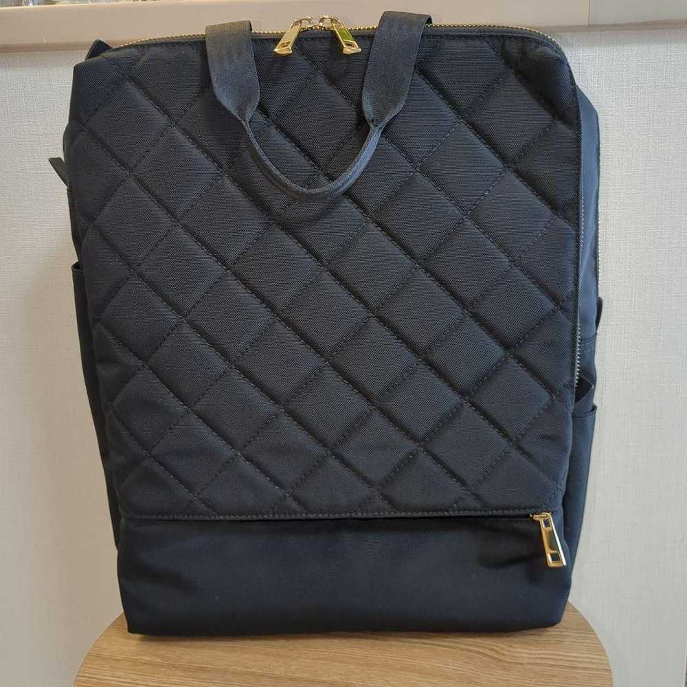 Excellent condition ✨ Manhattan Passage Backpack - image 3