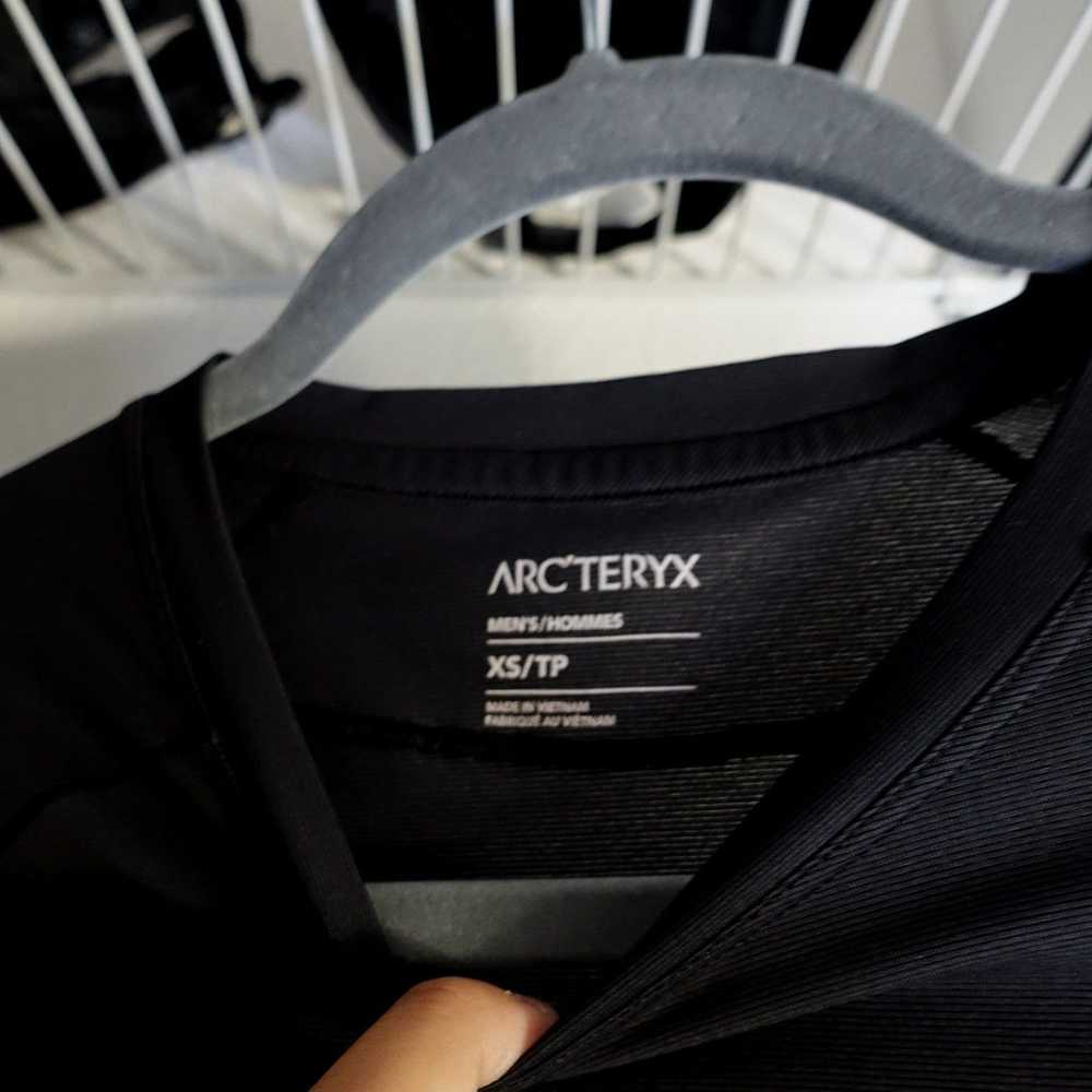 Arc'Teryx Arcteryx Motus Crew LS - image 3