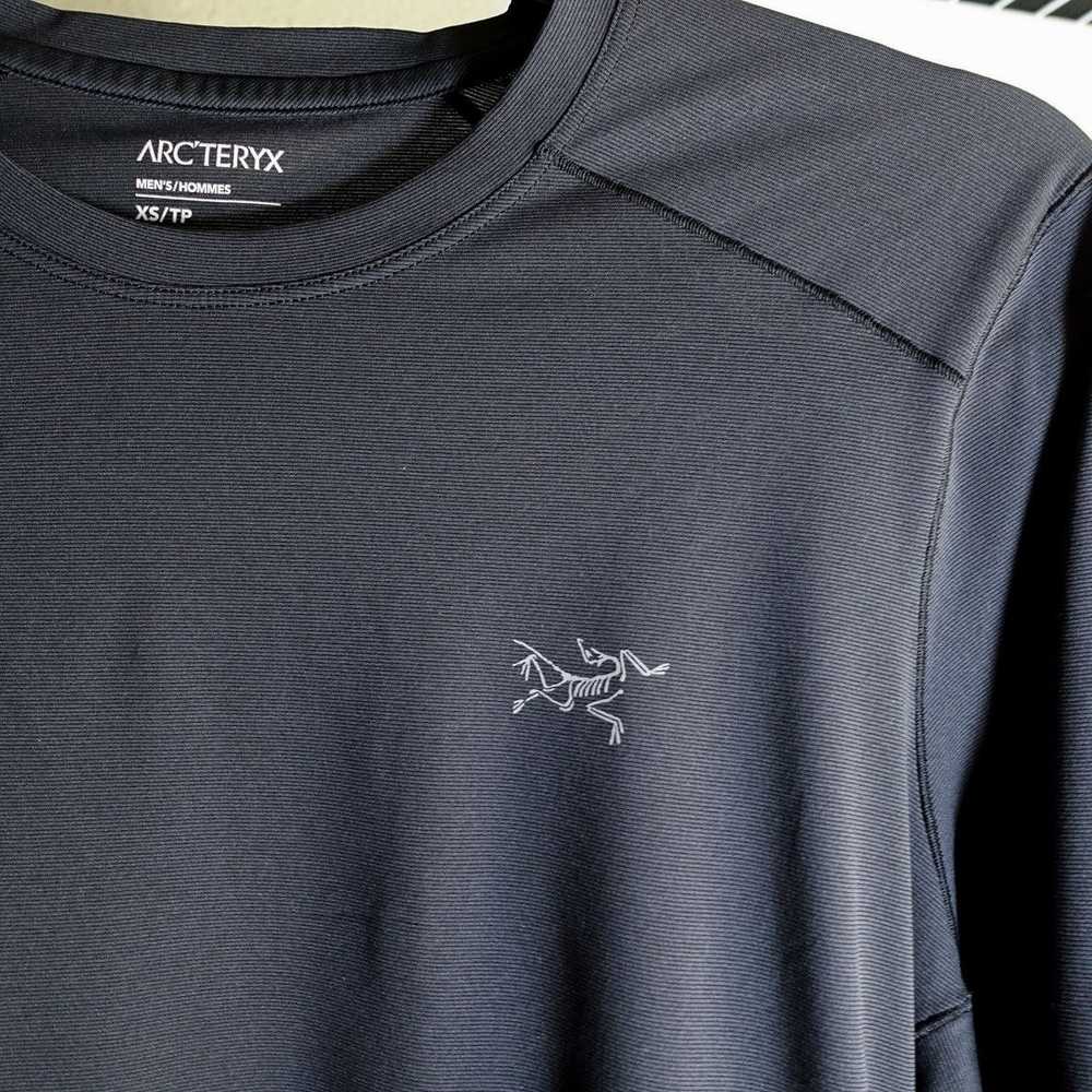 Arc'Teryx Arcteryx Motus Crew LS - image 6