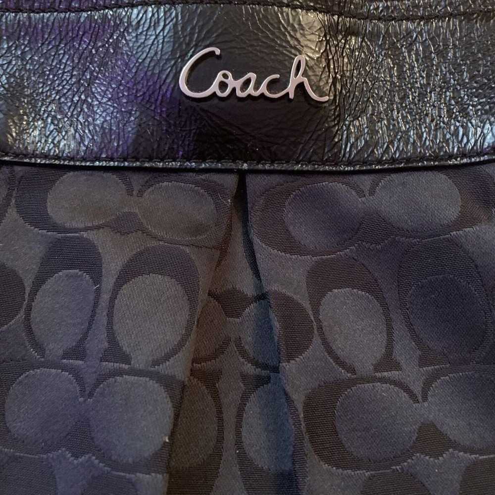 COACH Ashley Canvas Signature C Black 2way Handba… - image 7