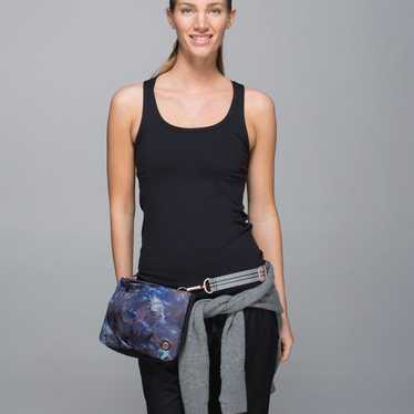 Lululemon Hip To Be Free Bag