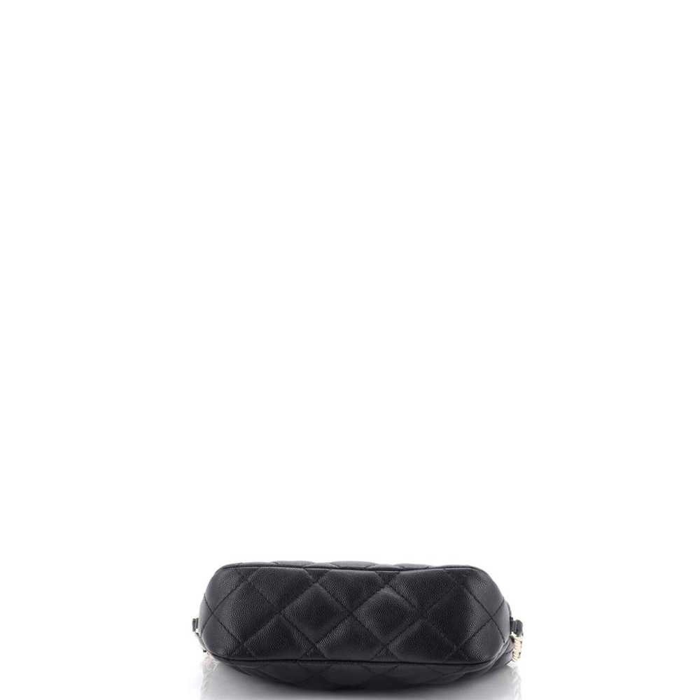 Chanel Leather handbag - image 4