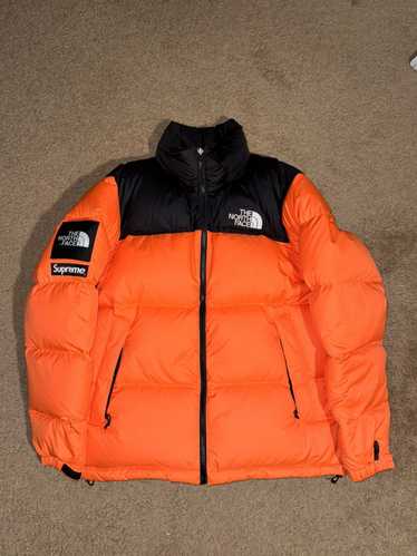 Supreme × The North Face Supreme x The North Face 