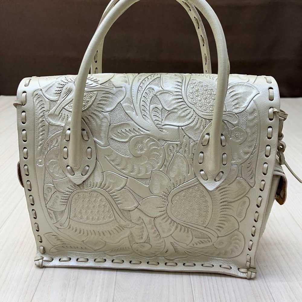 Grace Continental Carving Bag Handbag Ecru - image 2