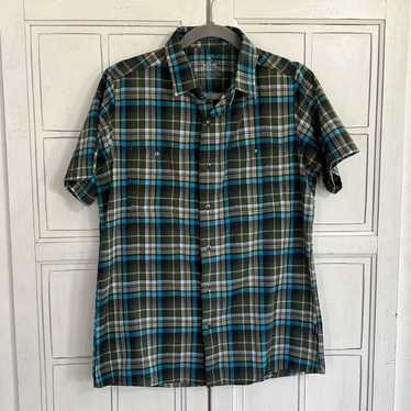 Kuhl * Kuhl size small plaid button down shirt