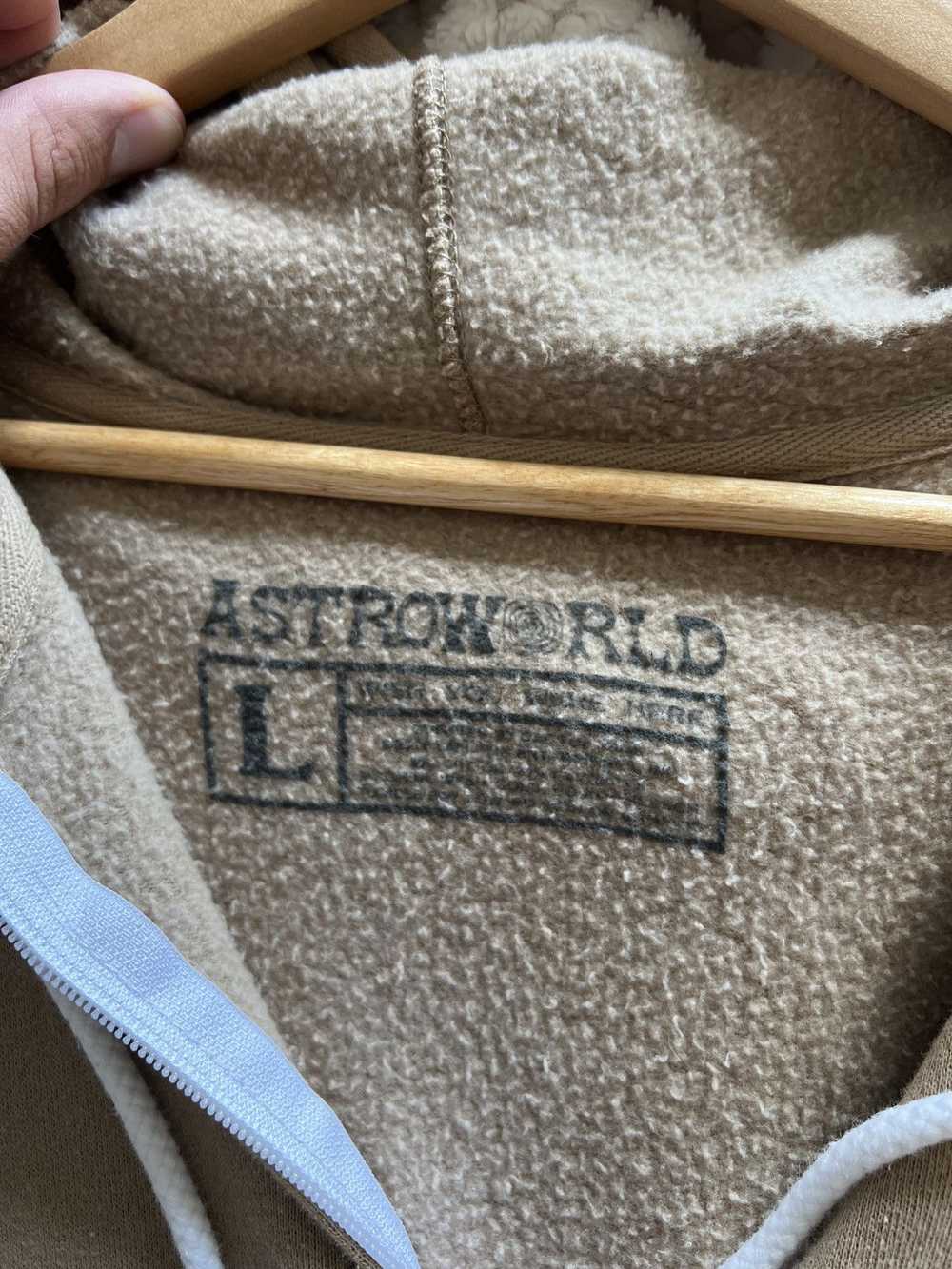 Travis Scott Travis Scott Full Zip Jacket - image 3